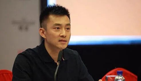 央视主持人亚宁现在在哪里结婚了吗妻子是谁 央视主持人亚宁简介