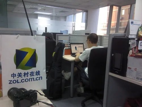 1GHz千元机 9.9mm超薄酷派8180深度评测