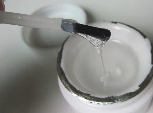 uv胶水固化后怎样去除