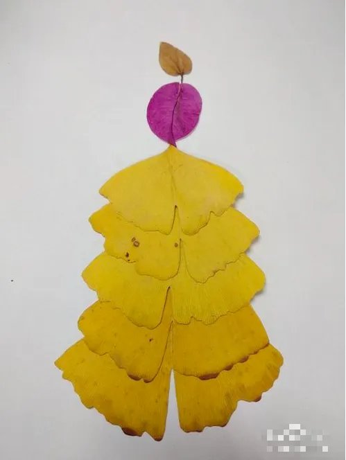 如何教幼儿画简单树叶贴画?