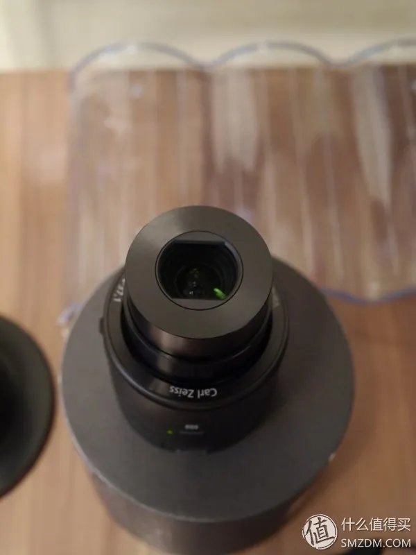 SONY 索尼 DSC-QX100 镜头式数码相机，极其有爱的新鲜玩意儿