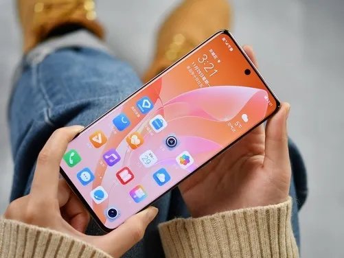 【必买】送女朋友只推荐这三款手机 3000元解决一切烦恼