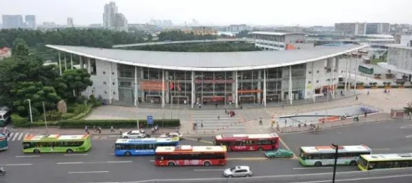 广州海珠客运站的具体位置与地铁站？