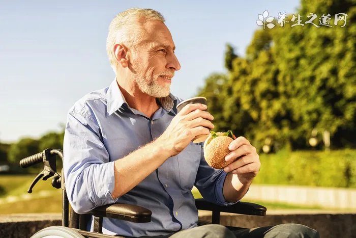 男士面部护理方法有哪些