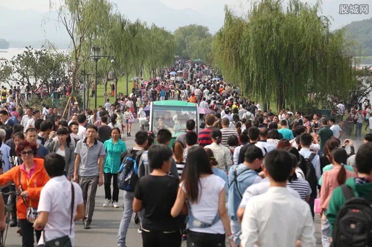 建议恢复五一长假 2019五一长假恢复了吗