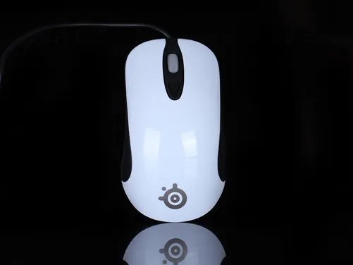 百元经典再升级 赛睿Kinzu V3鼠标评测