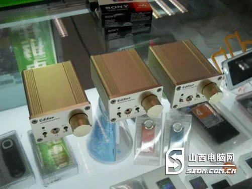 漫步者HA11耳机放大器  体验澎湃低音