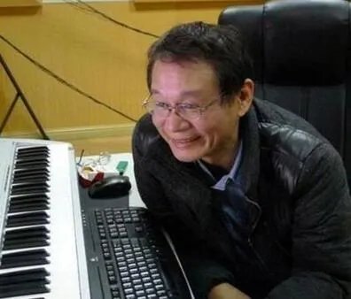 捧红了一代又一代歌手 台湾陈进兴照片