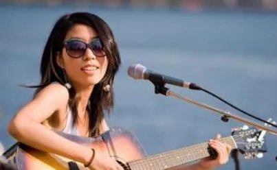 曲婉婷又来为涉案3.5亿母亲“喊冤”了,她母亲到底做了什么呢?