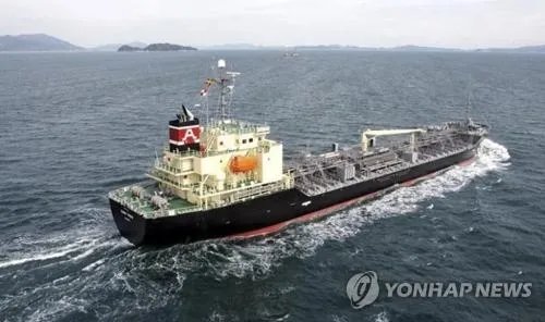 韩国海域油船起火有无人员伤亡？