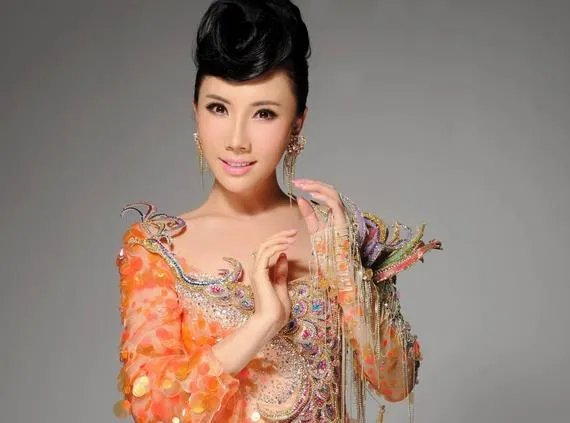 丁晓红歌曲 字字真切动人心弦