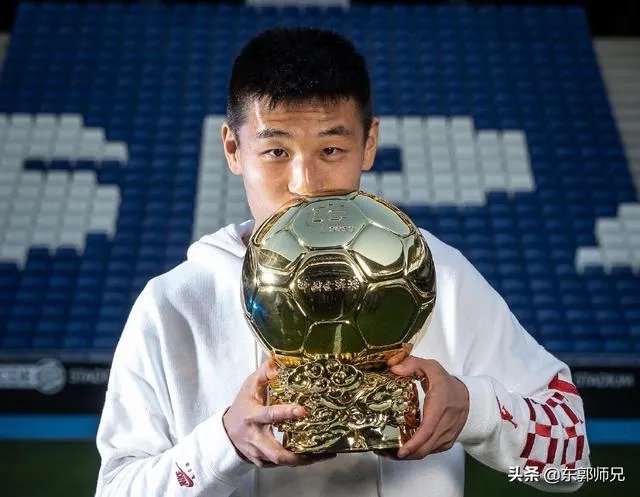 网上新闻报道高拉特已放弃巴西国籍，高拉特入籍已是板上钉钉，中国队将所向披靡吗？