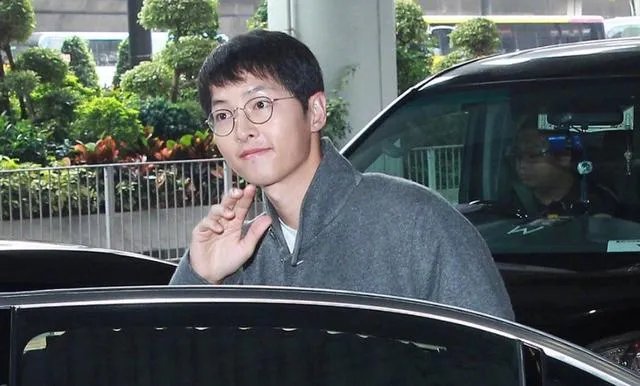 素颜的宋仲基，你还觉得他帅么？