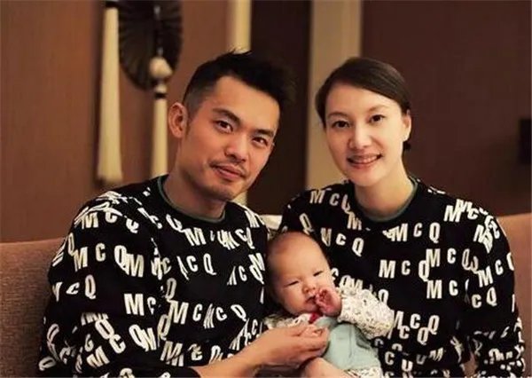 林丹和谢杏芳离婚了吗 原来两人婚姻早已名存实亡