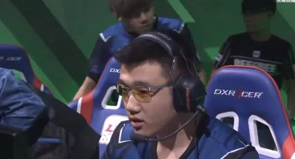 死亡宣告打人后遭NB解约 TBQ发呵呵也上热搜