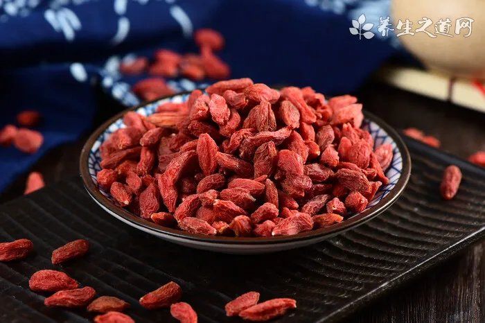 如何与狗狗建立亲和关系