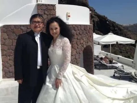 刘欢的妻子叫什么 老婆叫卢璐