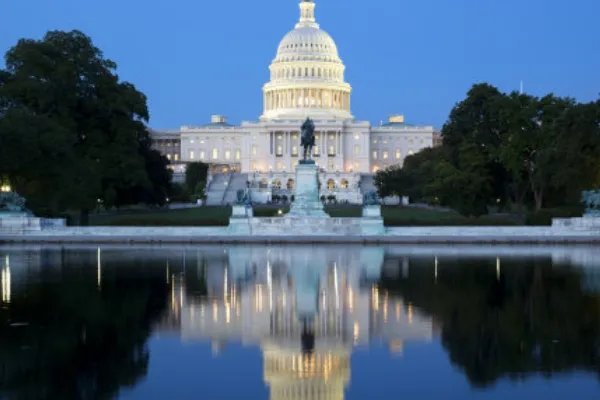 华盛顿曾迫切的想要成为英国军官,后来为何要反抗英国?