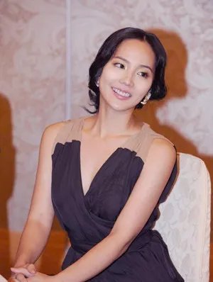 柳真和奇太映，柳真资料，柳真图片